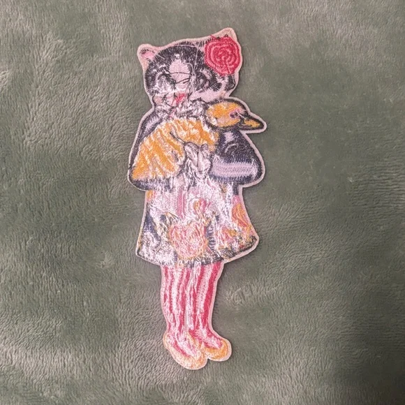 Cat and her duck iron on - Picture 2 of 3